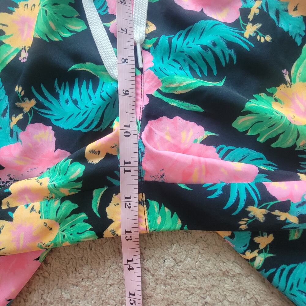 Chubbies Men’s L Swim Trunks The Midnight Flowers 7” Shorts - Picture 7 of 10